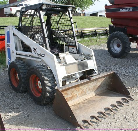 old bobcat skid steer models